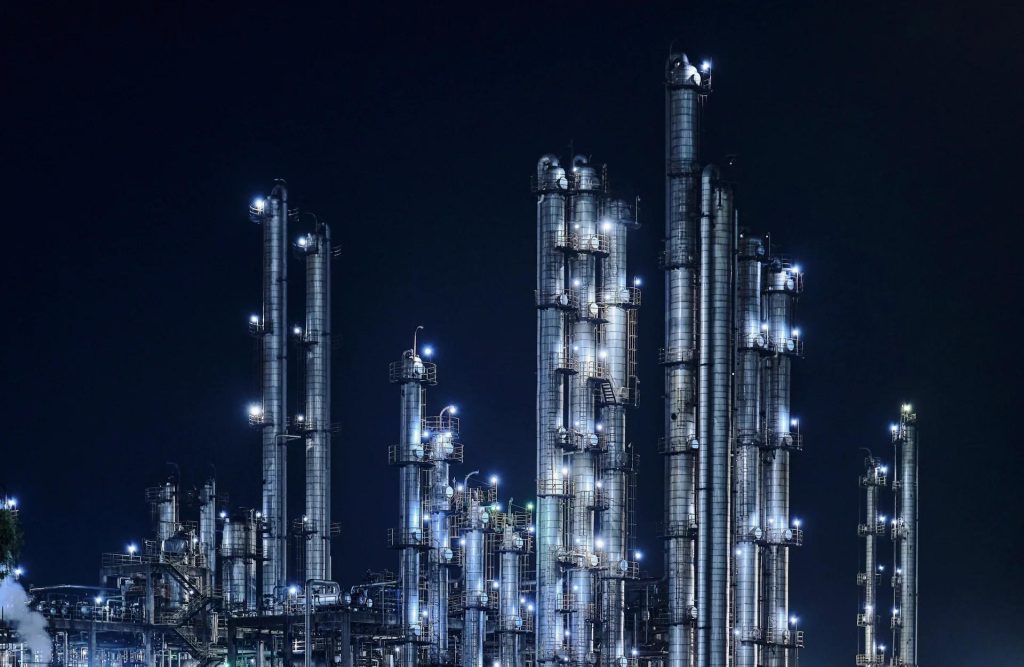 Explosion-proof lights working in refinery
